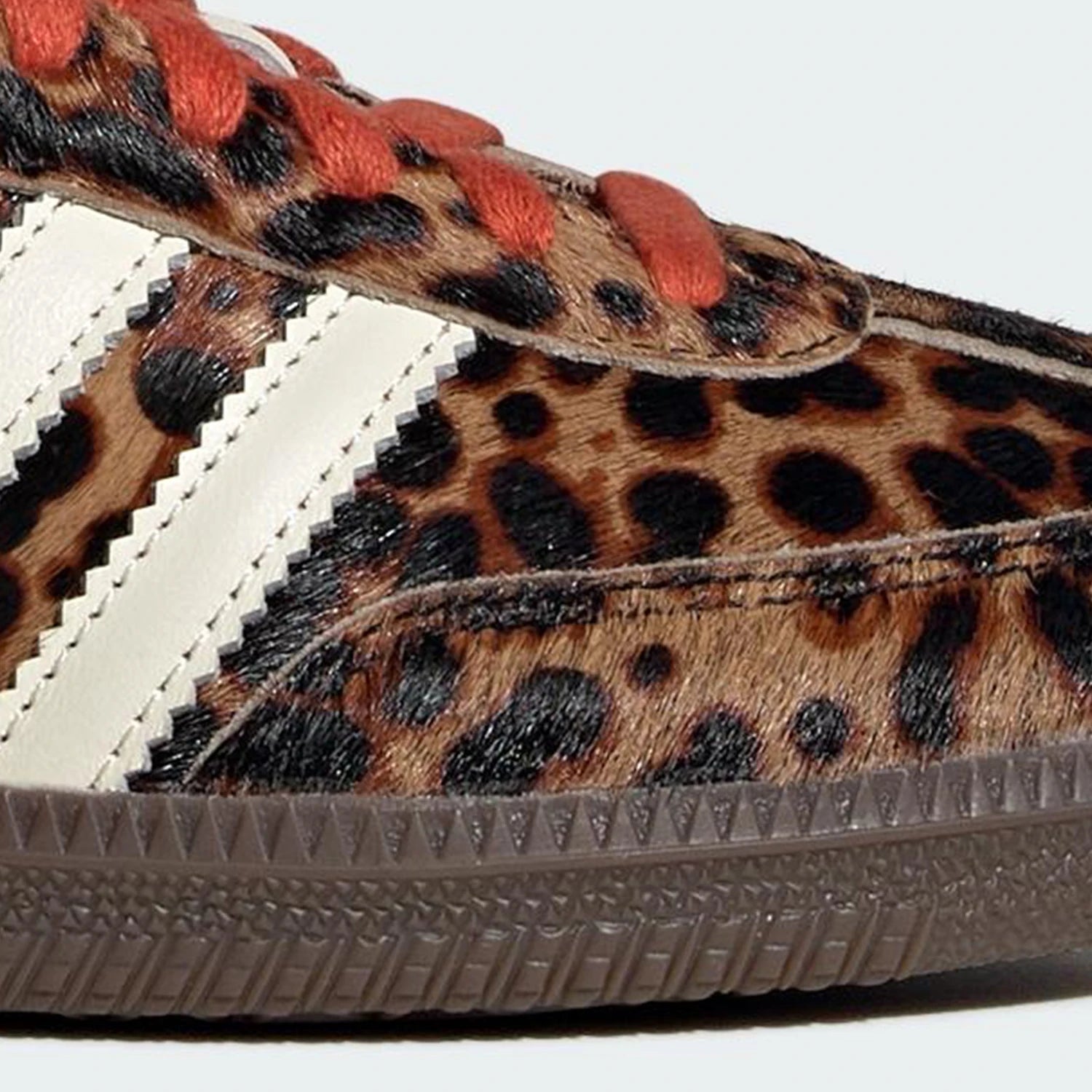 adidas Originals Women's Classic Leopard Print Fashion Casual Shoes JI2734