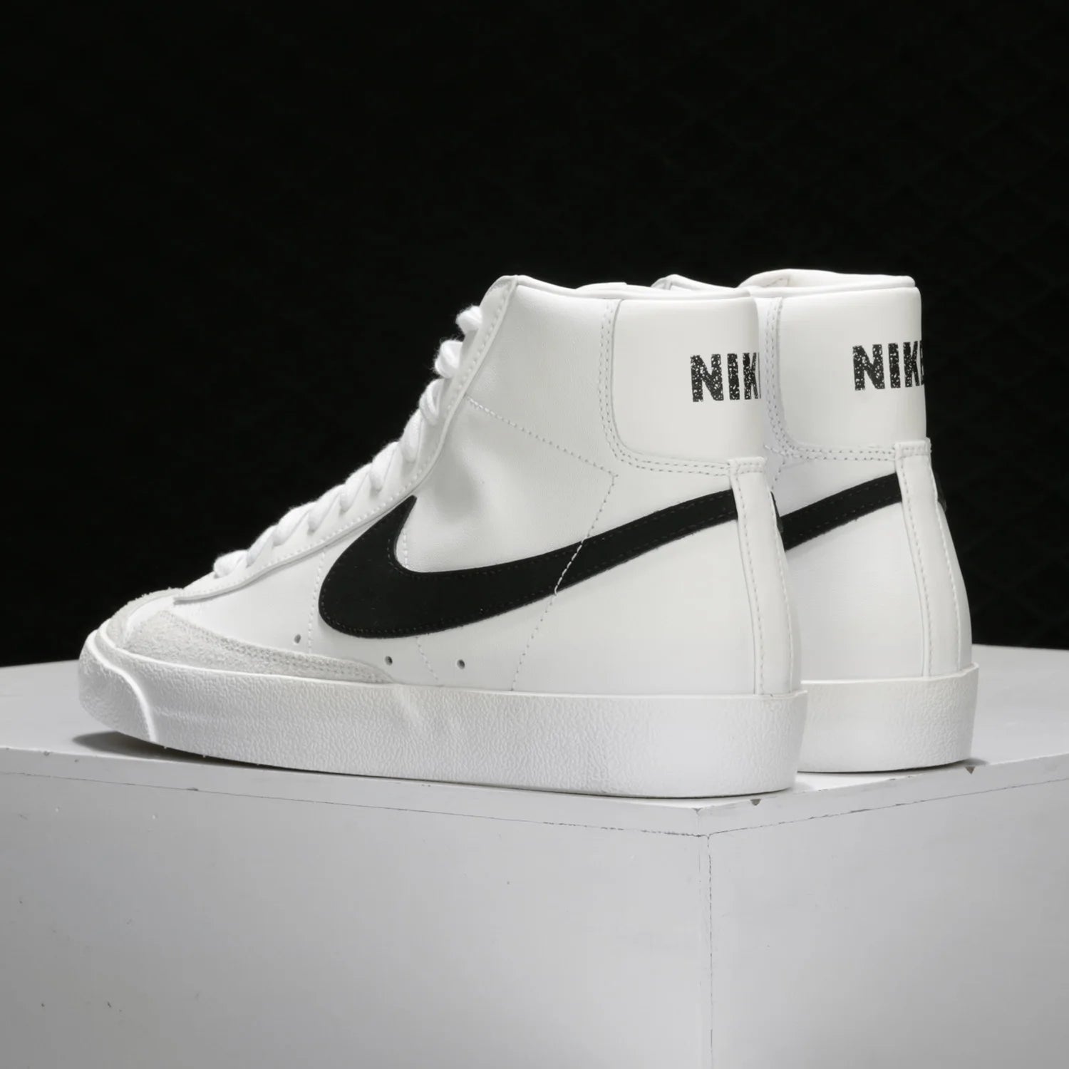 Nike Genuine BLAZER MID '77 VNTG Men's Sports Shoes BQ6806-100