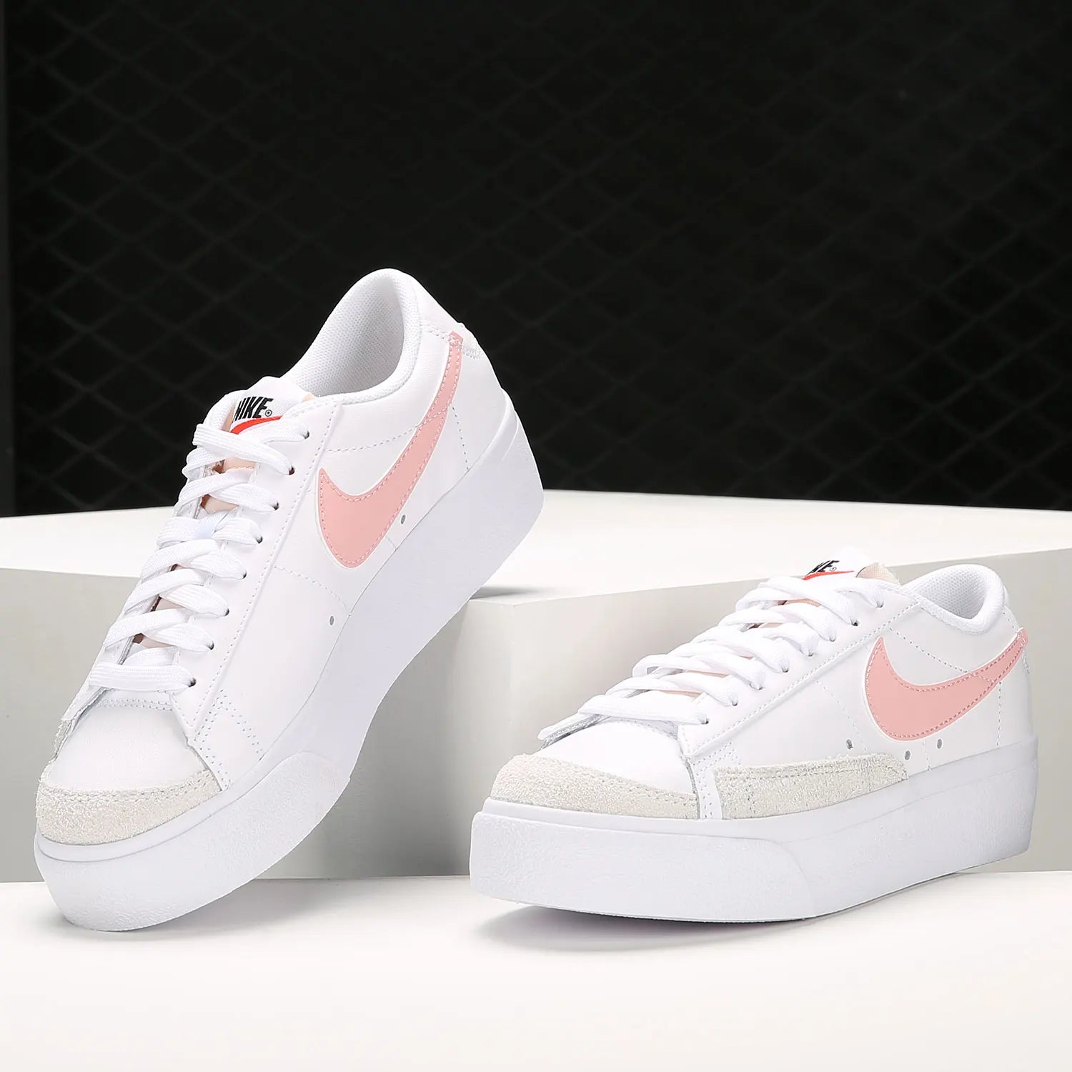 Nike Official Women's Blazer Low-Top Comfortable Casual Sneakers DJ0292-103